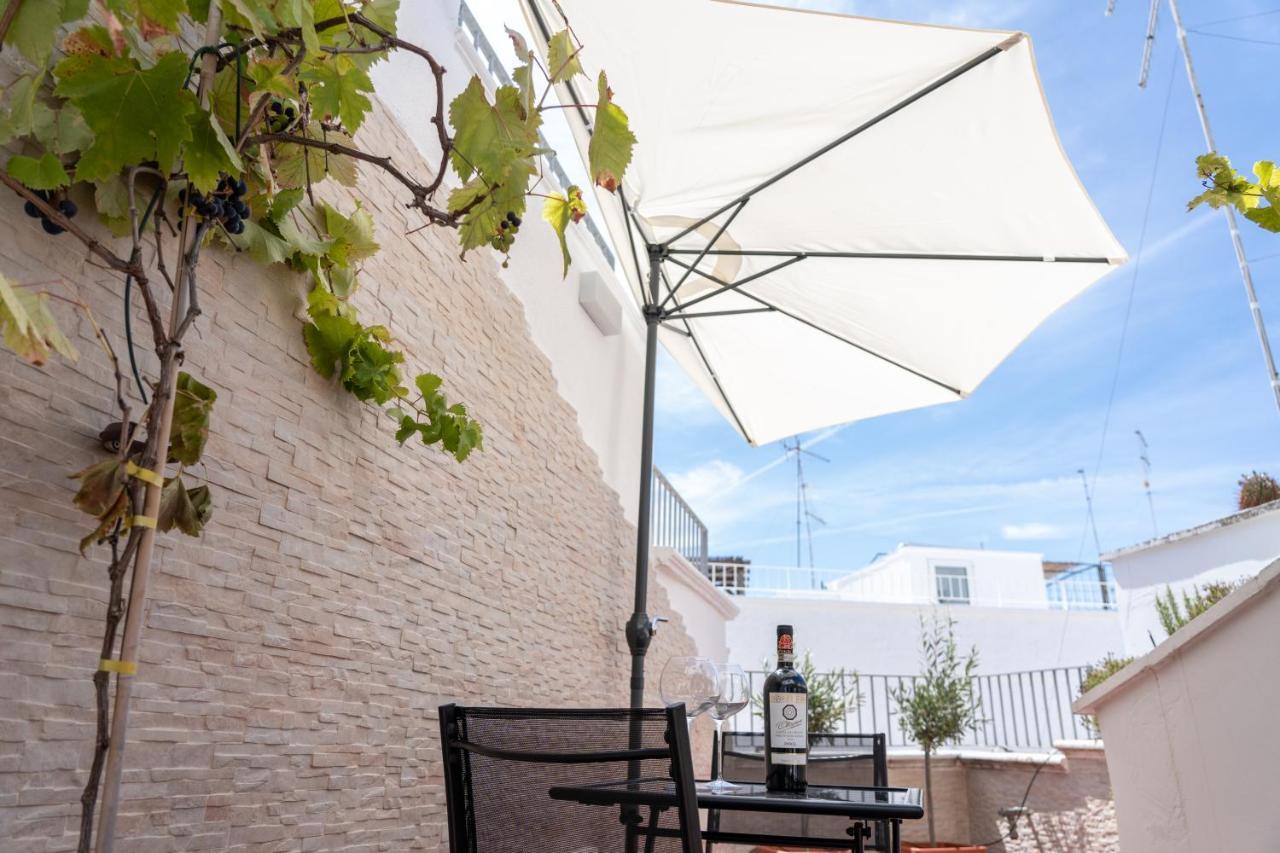 Wineart House, Terracielo Indipendente Nel Centro Di Monopoli Exterior foto