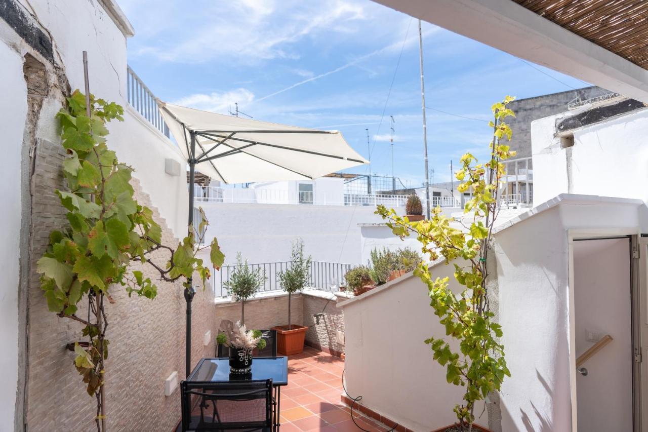 Wineart House, Terracielo Indipendente Nel Centro Di Monopoli Exterior foto