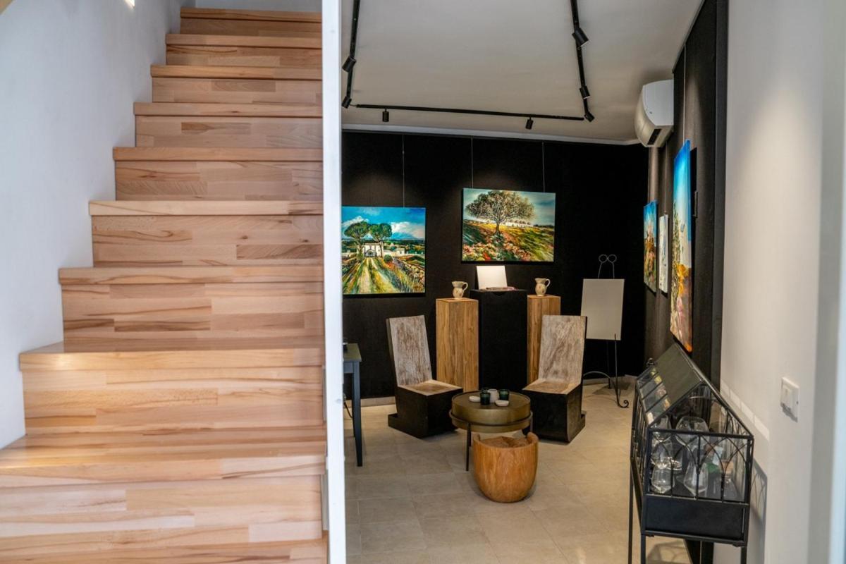Wineart House, Terracielo Indipendente Nel Centro Di Monopoli Exterior foto